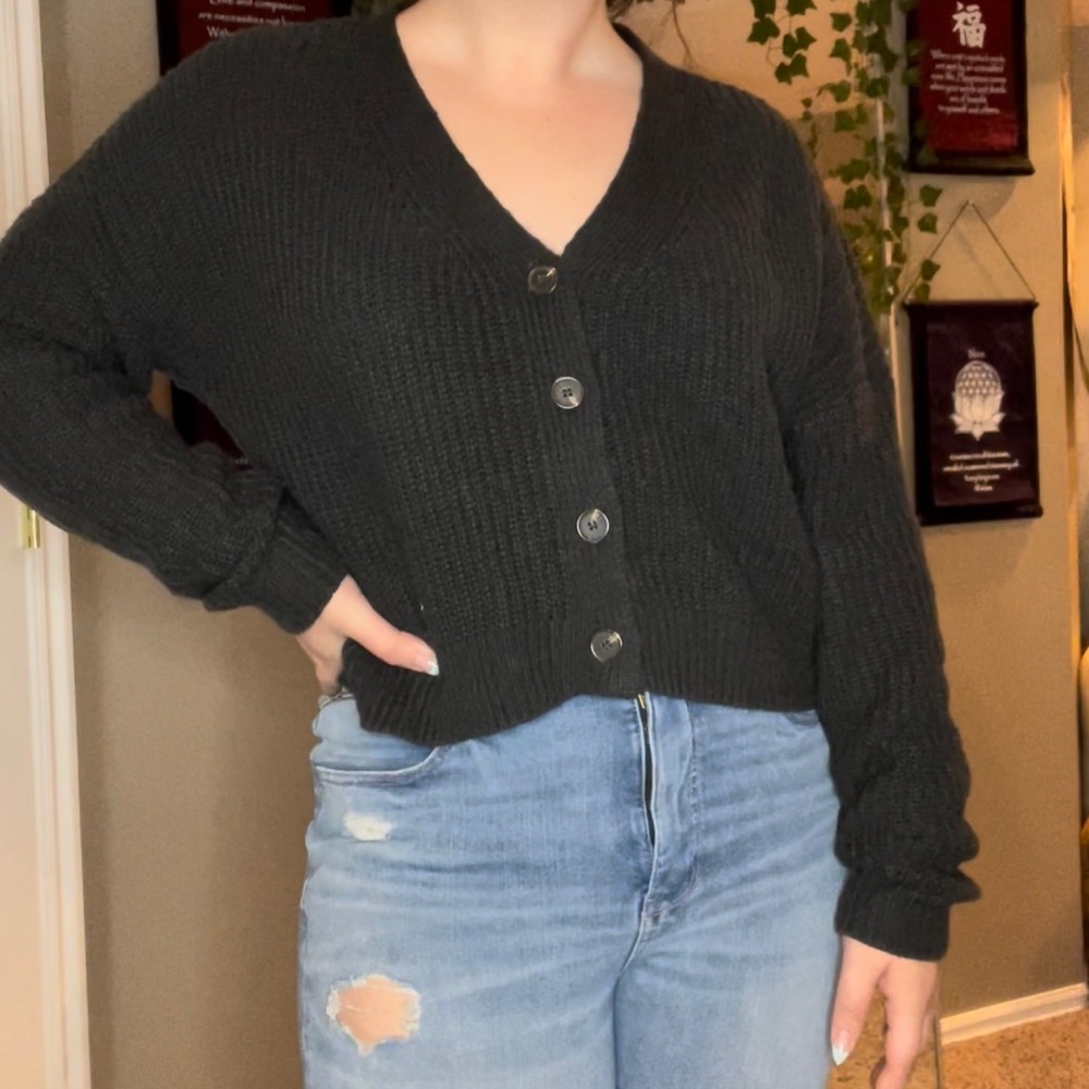 Grey cardigan
